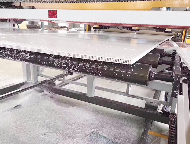 PP Hollow building template production line